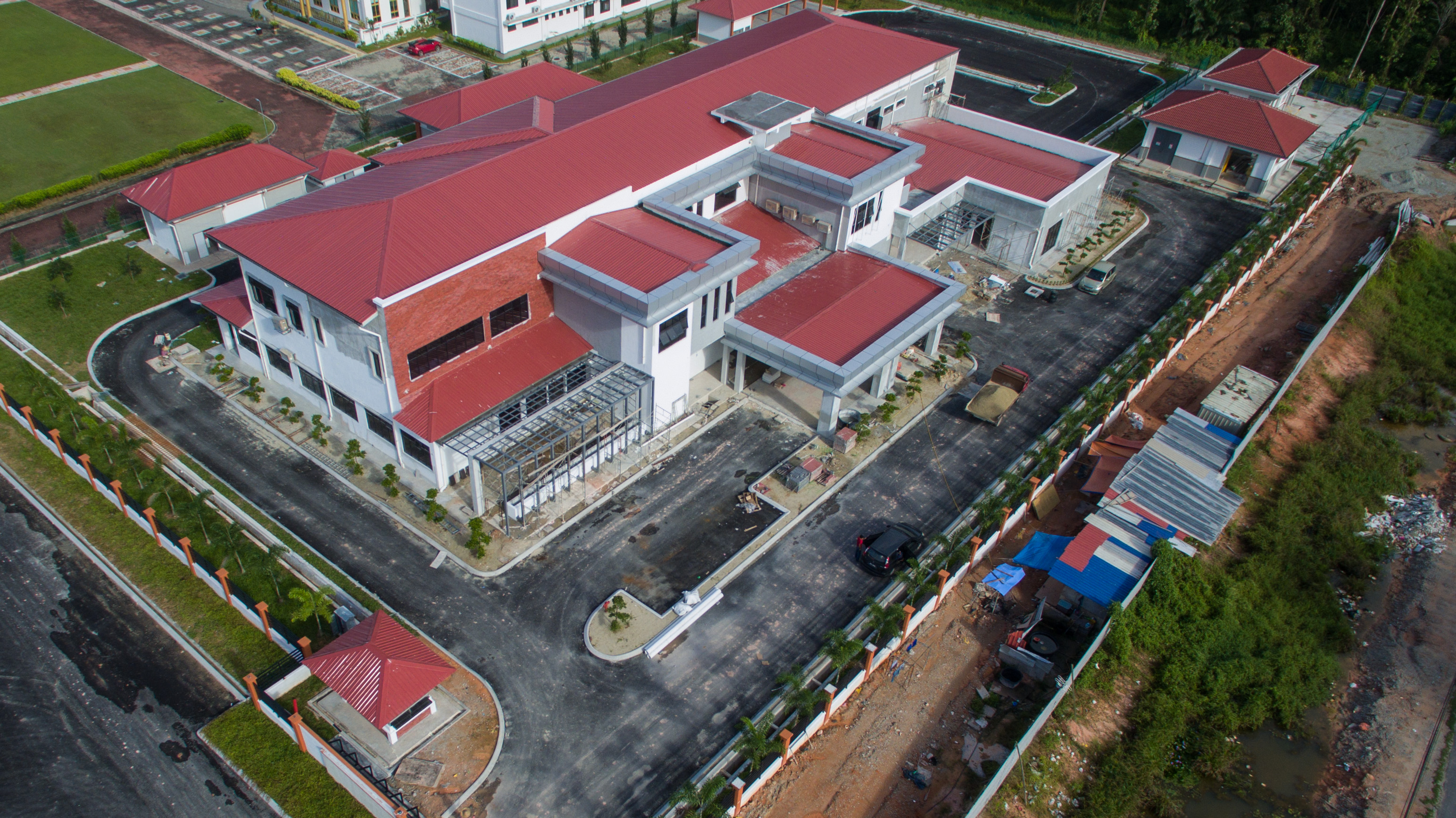 http://www.thaiguanconstruction.com/wp-content/uploads/2016/08/DJI_0019.jpg